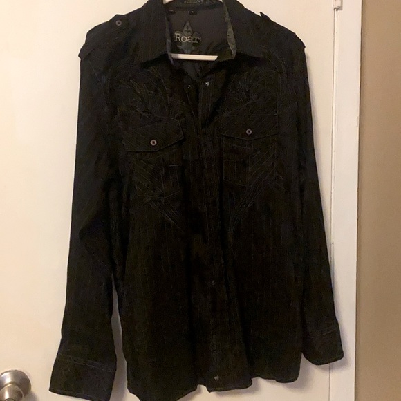 Roar embroidered shirt - Picture 2 of 6